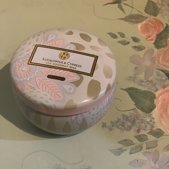 3.5oz Eucalyptus & Cypress scented Soy Coconut candle - Picture 2 of 2